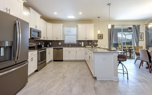 Stinger Drive Villa 8908 Chmapions Gate