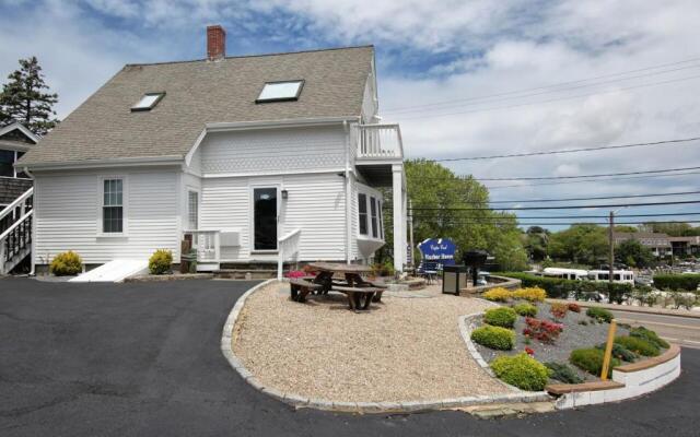 Cape Cod Harbor House Inn