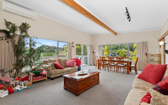 Tahuna Family Escape - Paihia Holiday Home