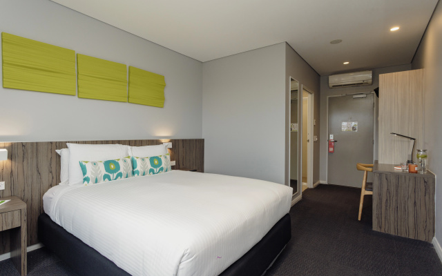ibis Styles The Entrance – Guest Rooms – Long Jetty