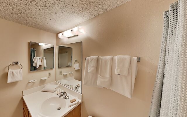 Phx22052 2 Bedroom Condo