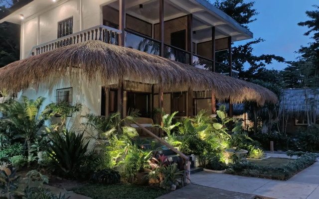 Las Cabanas Beach Resort
