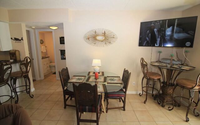 Sugar Beach 230 by RedAwning