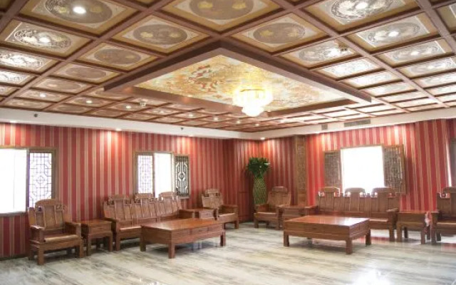 Qinghua Shengqiao Business Hotel