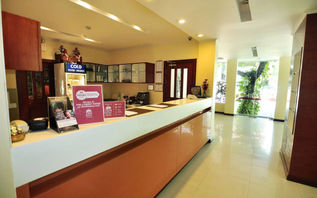ZEN Rooms Ratchadaphisek Soi Sukruamkan