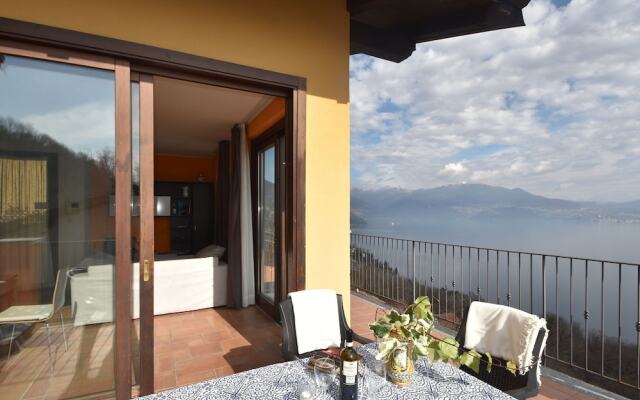 Modern Apartment in Oggebbio Italy With Swimming Pool