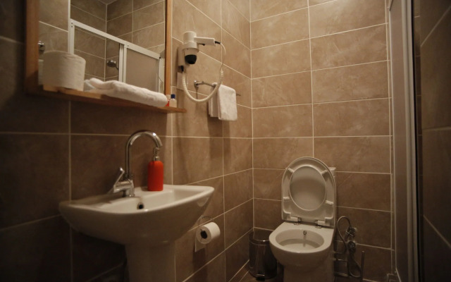 Puffin Suites & Rooms