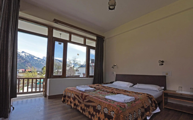 Tourist Hotel