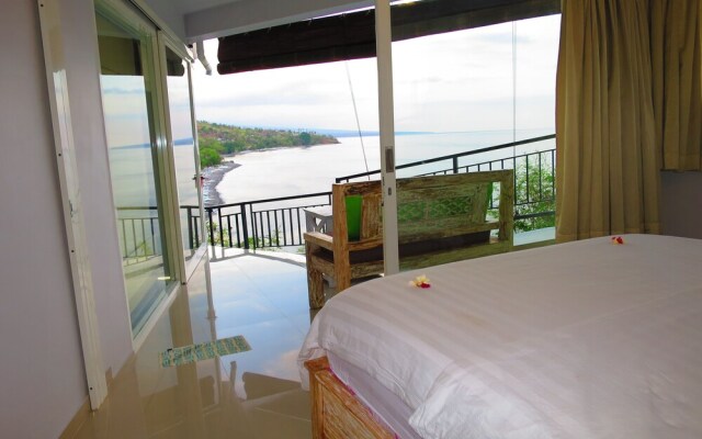Waenis Sunset View Bungalow and Restaurant