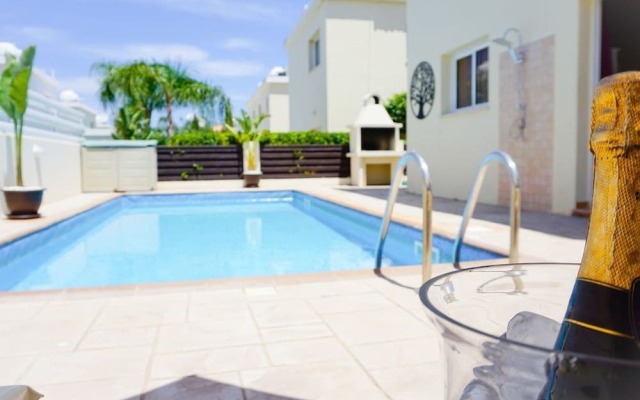 Villa Soraya 2 by Ezoria Holiday Rentals