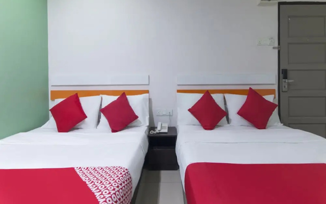 OYO 90296 Red Orange Hotel Port Klang