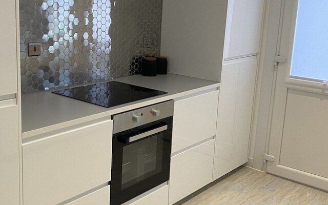 COP 26immaculate Newly Refurbished2 bed in Glasgow