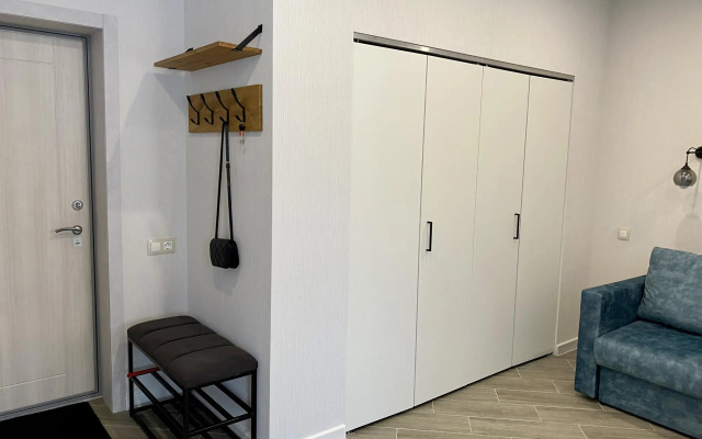 Лайнер на улице Максима Горького