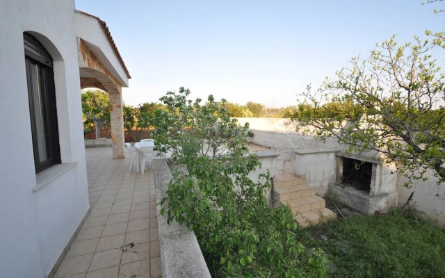 Villa Magnolia 1 Sleeps 8 Close to the sea