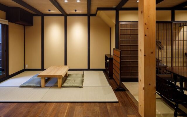 Tsumugi Nishinotoinhanayacho