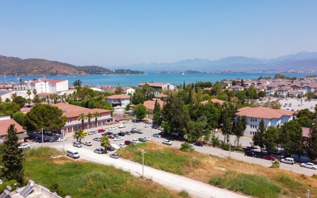 Ozgur City Residence