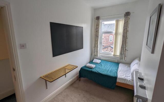 Vhouse - 2 Bed Townhouse Near Media City
