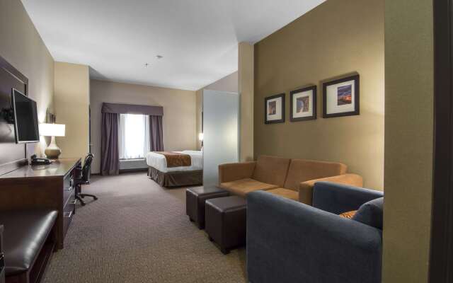 Comfort Suites Saskatoon