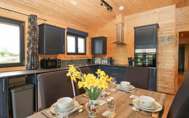 The Lodge at Crossroads Farm