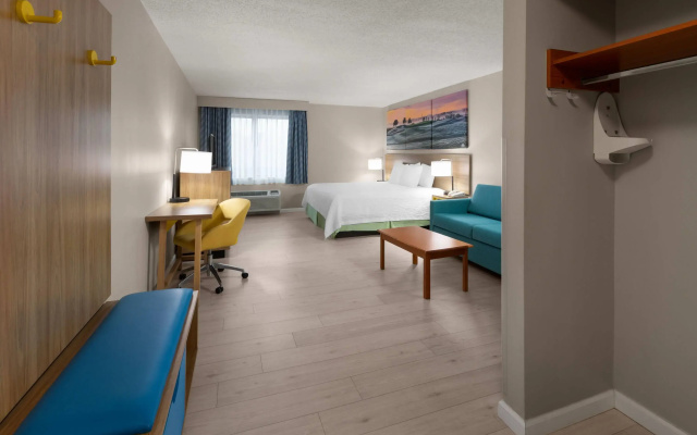 Days Inn & Suites by Wyndham Seaford