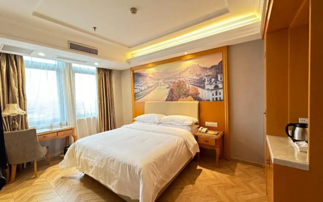 Vienna Hotel (Changzhou Qingfeng Park)