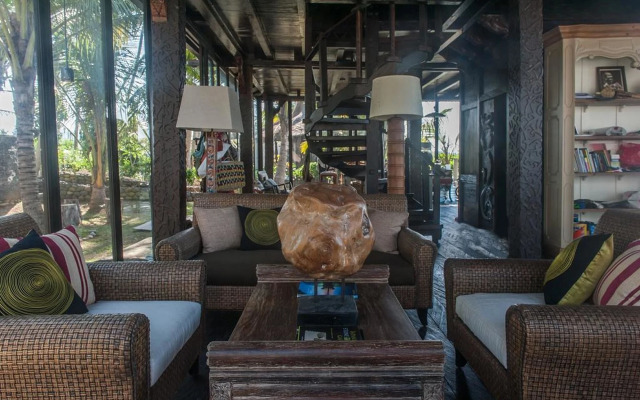 Most Exotic Beachfront Villa Keong