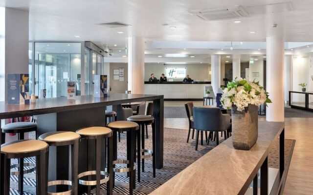 Holiday Inn Express Leigh - Sports Village