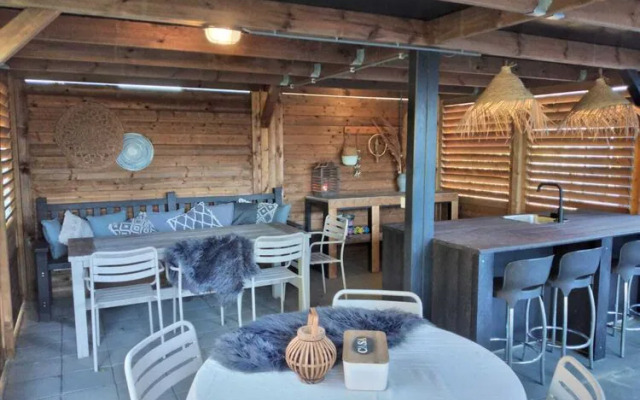 Classy Holiday Home in Sint Annaland with Garden, Barbecue