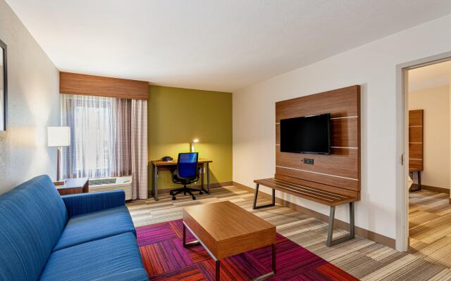 Holiday Inn Express Tampa-Brandon, an IHG Hotel