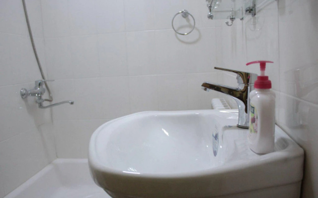 Al Mansur Guesthouse