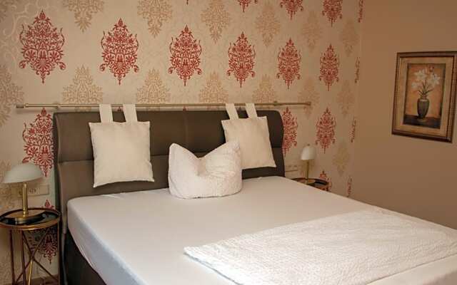 Hotel Laux