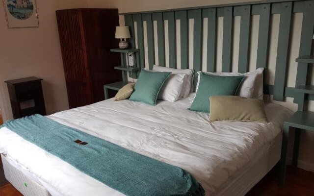Waterside Lodge