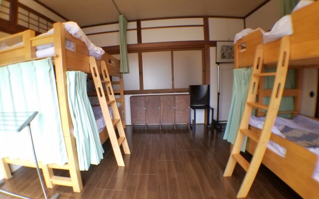 Guesthouse KYOTO COMPASS - Hostel