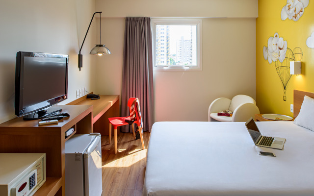 Hotel ibis Styles Bauru