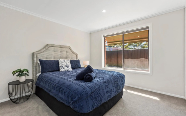 Tidal Waves on Lowe - Spacious and Pet Friendly!