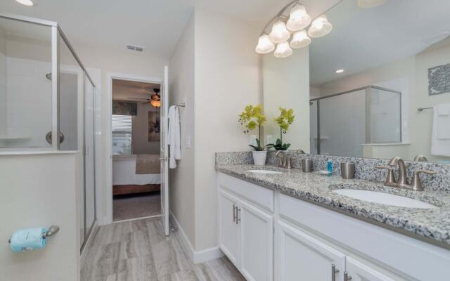 1497 Rolling Fairway Drive