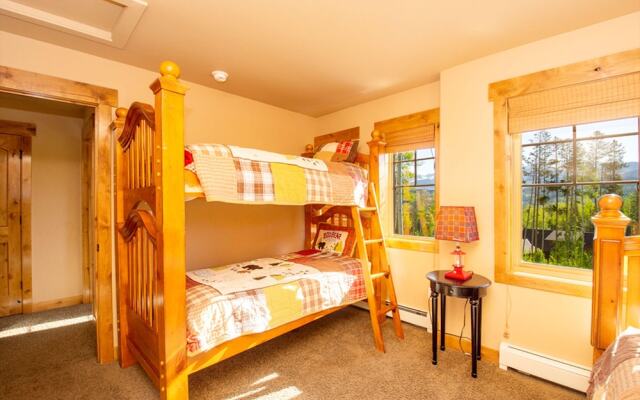 Leland Creek Home