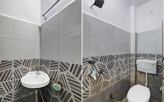 OYO Flagship 80648 Hotel Aastha