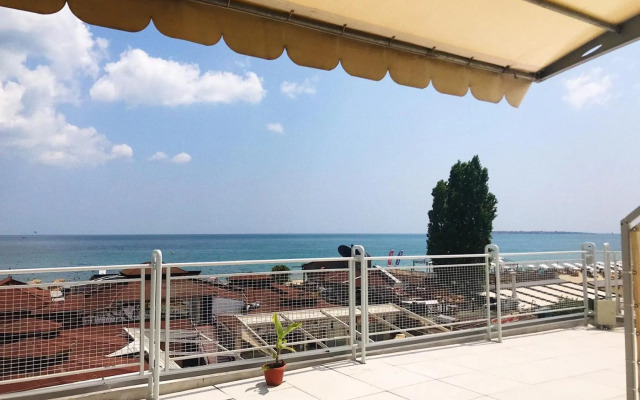 Hotel Largo