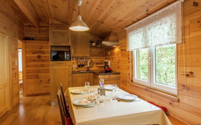 Cosy Chalet in Bomal-sur-ourthe With Terrace