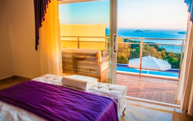 Villa Akca by Akdenizvillam