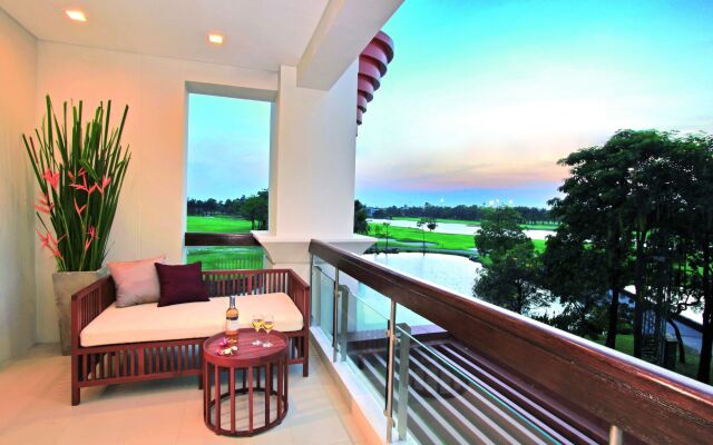 Summit Windmill Golf Suite Hotel @Suvarnabhumi