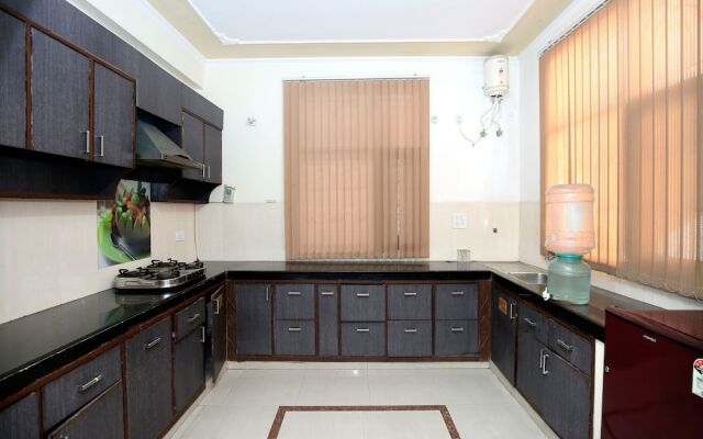 OYO 13428 Home Studios Barogh Valley
