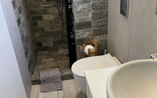 TOP STUDIO penthouse IMITTOU