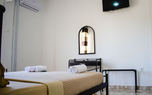 Nikolakakis Rooms Lavrio