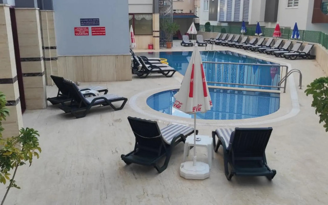 Sailor Apart Hotel