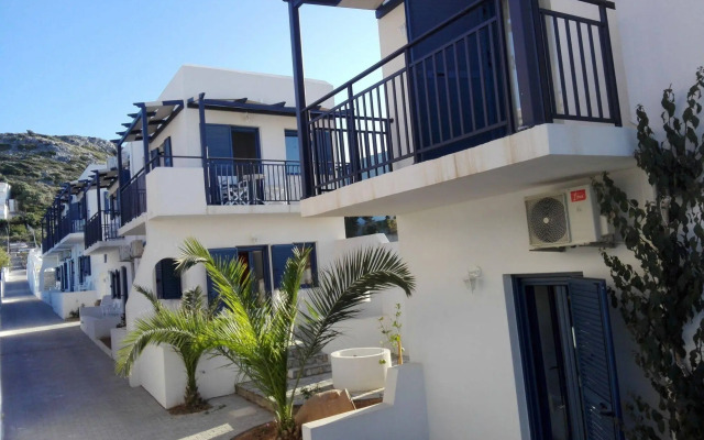 Okirroi Villas