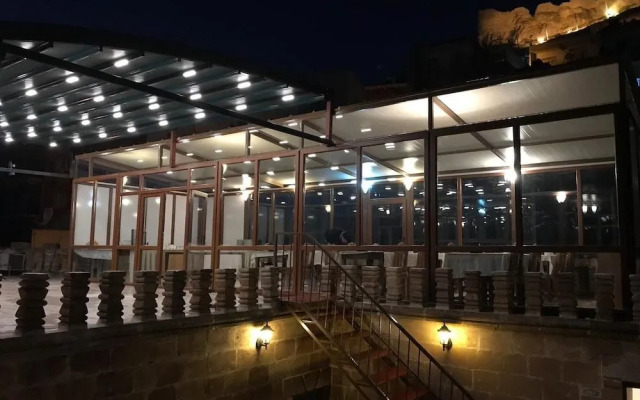 Kadim Otel