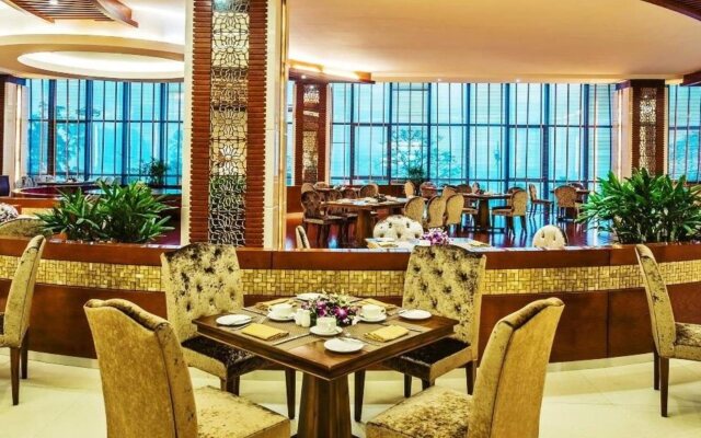Muong Thanh Luxury Quang Ninh Hotel