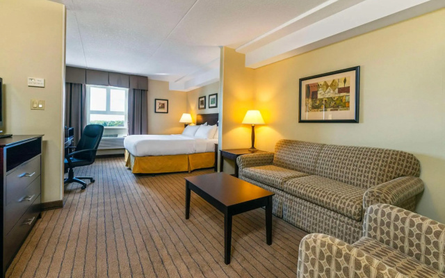 Comfort Inn & Suites